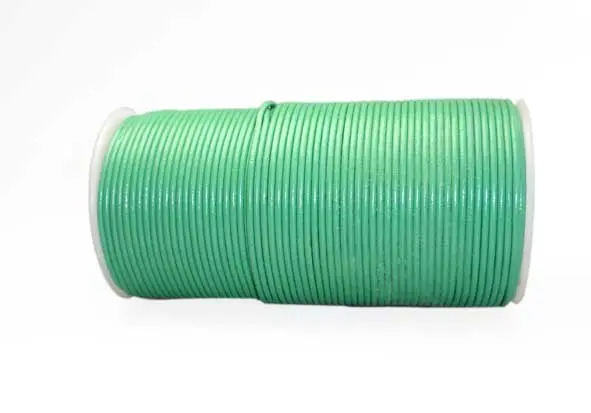 Cordon cuero 2mm Lt Green x 100m