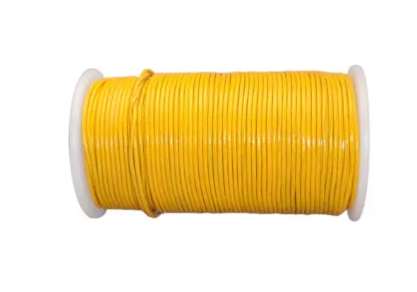 Cordon cuero 2mm Yellow Rollox100m