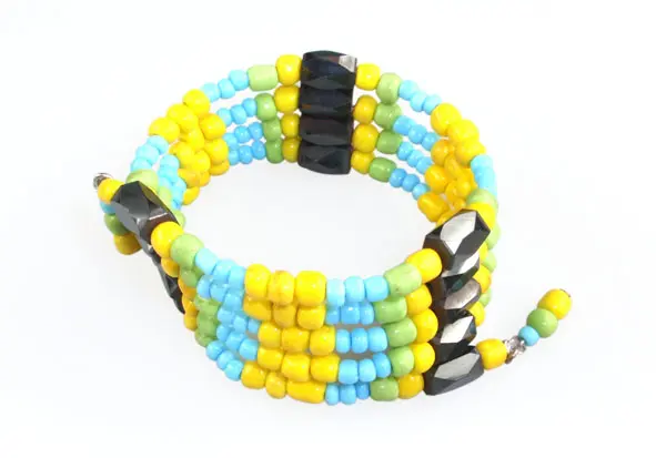 Magnetic strand amarillo y azul largo 61cm x und