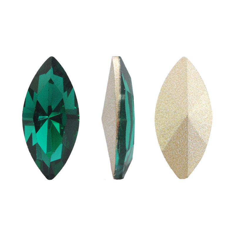 4228CH navette 7x15mm 205 emerald x und