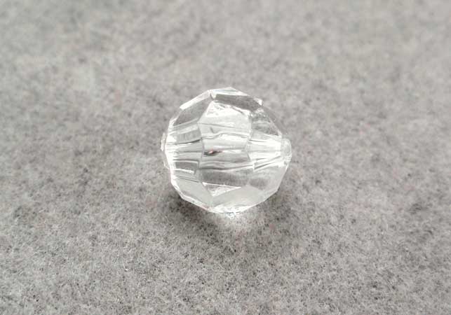 Acrilico 2024 redonda facetada 10mm cristal x lb (1010 und)